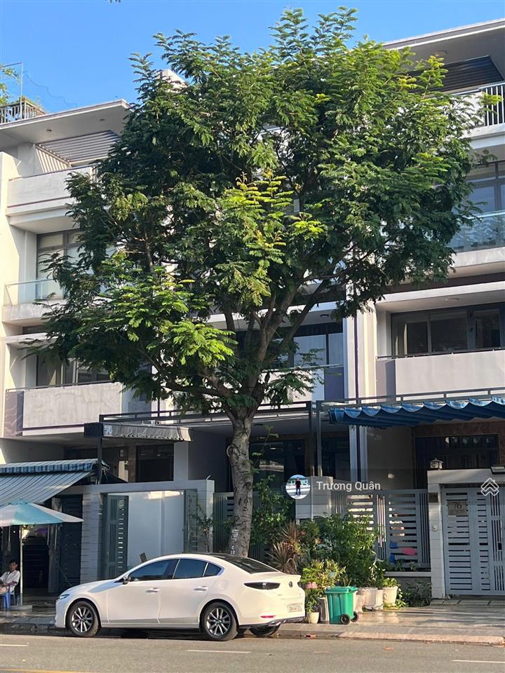 Hàng hót! cho thuê văn phòng tầng trệt 6*20m hoàn thiện trống suốt tại khu đô thị vạn phúc city.