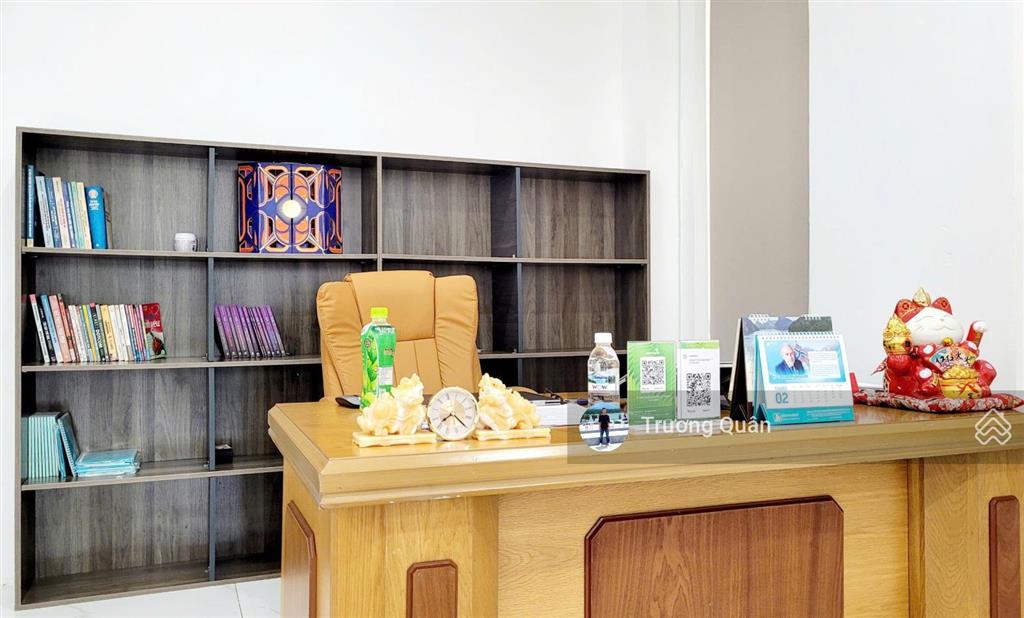 Cho thuê văn phòng tầng trệt căn góc 2 mặt tiền full nội thất vào làm việc ngay tại kđt vạn phúc