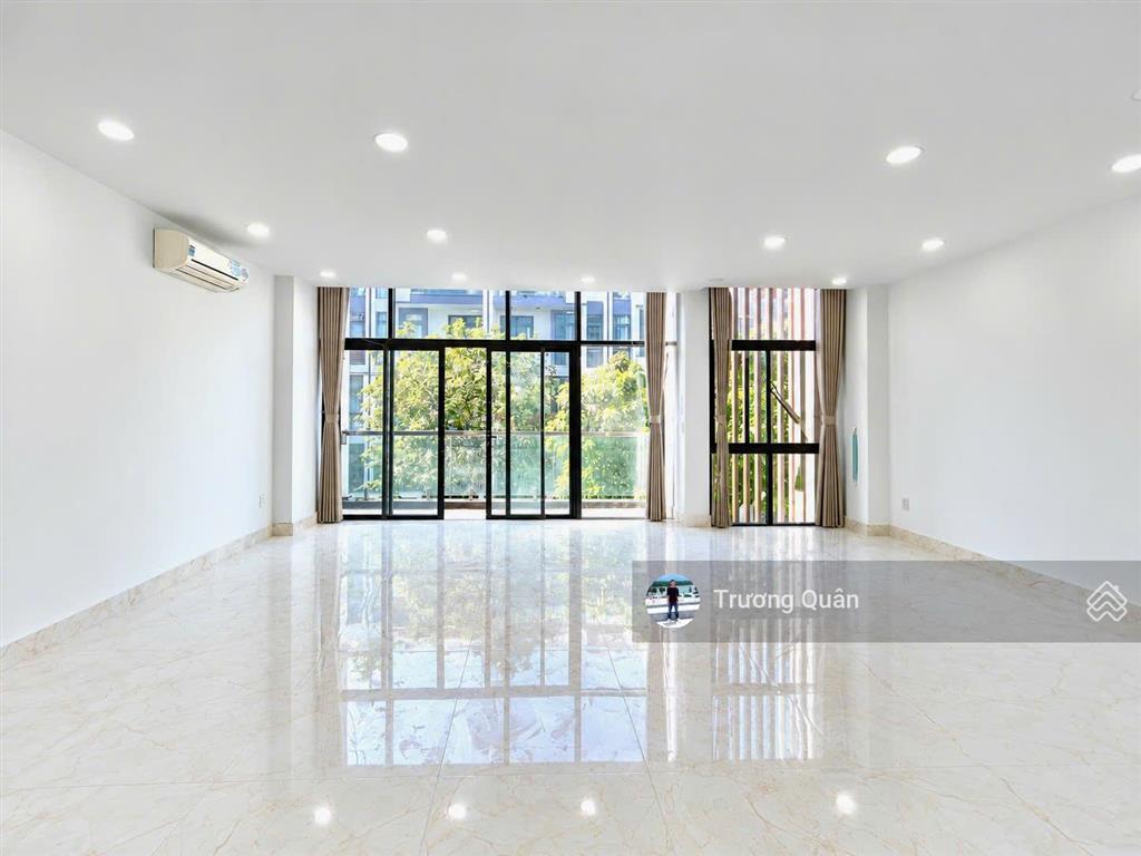 Cho thuê trệt  lầu 1 hoàn thiện làm văn phòng tại kđt vạn phúc city chỉ 27 triệu/tháng.