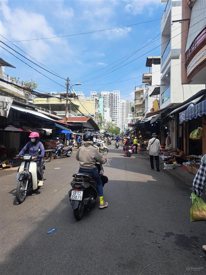 Bán nhà mặt tiền chu thiên, tân phú