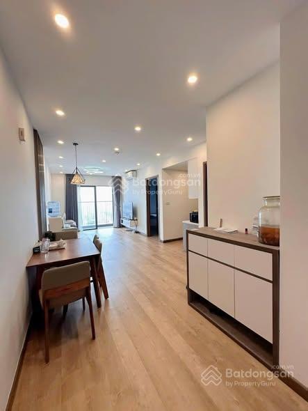 Chính chủ bán căn view biệt thự chu huy mân 2 ngủ 2 vs hướng đông nam tầng trung đẹp0934 623 ***