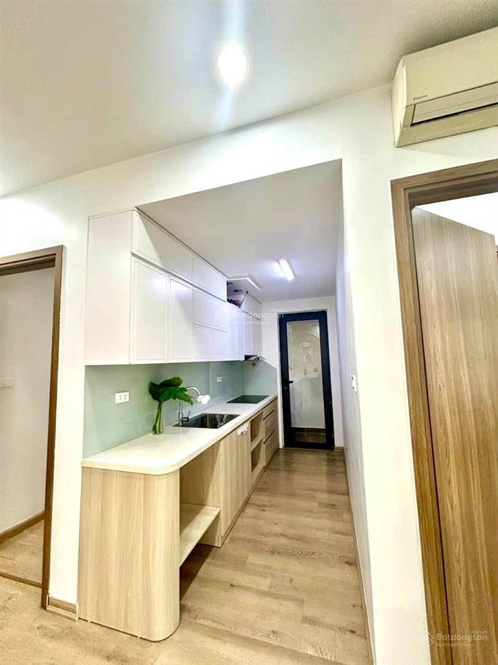 Chính chủ bán căn view biệt thự chu huy mân 2 ngủ 2 vs hướng đông nam tầng trung đẹp0934 623 ***