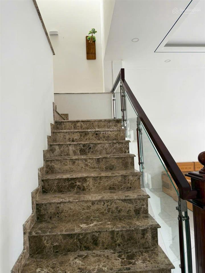 Nhà 1 lầu hiện đại kdc vĩnh phú 2, bình hòa dt 6x20m full tc, đường trước rộng 8m, giá tốt