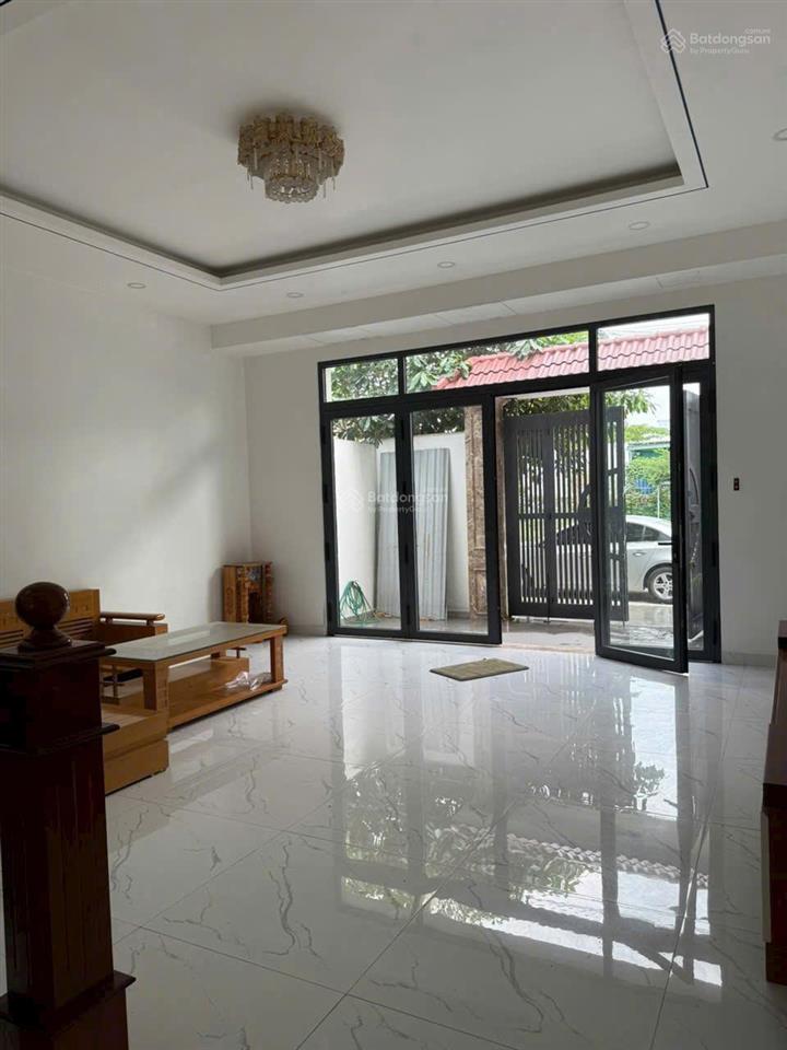 Nhà 1 lầu hiện đại kdc vĩnh phú 2, bình hòa dt 6x20m full tc, đường trước rộng 8m, giá tốt