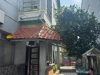 Biệt thự 300m2 kcn vsip i, mặt tiền d23 khu vietsing kinh doanh tốt đường 16m full tc, dt 10x30m