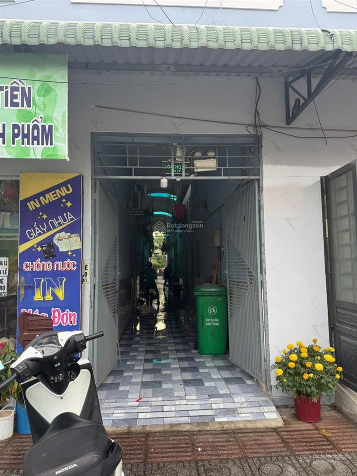 Đất mt d2 kdc thuận giao, kv kinh doanh sầm uất, dt 330m2 full tc, sẵn nhà đã hoàn công, shr