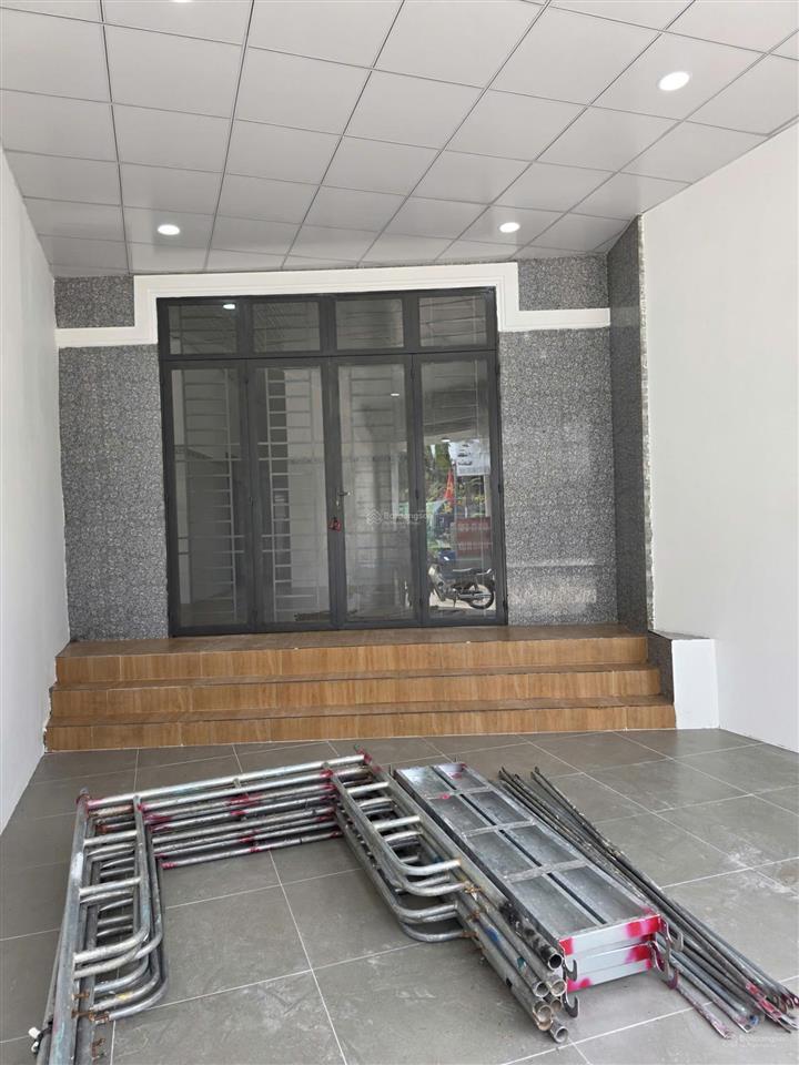 Nhà mt vị trí đẹp ngay kdc lê phong, lái thiêu dt 79.8m2 khai thác dòng tiền tốt, giá 3.85 tỷ