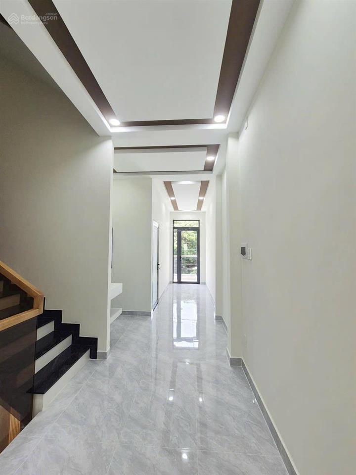 Bán nhà mặt tiền bình hòa 24. 1 trệt 2 lầu hoàn công đầy đủ tổng dtsd 286,5m2 full nội thất.