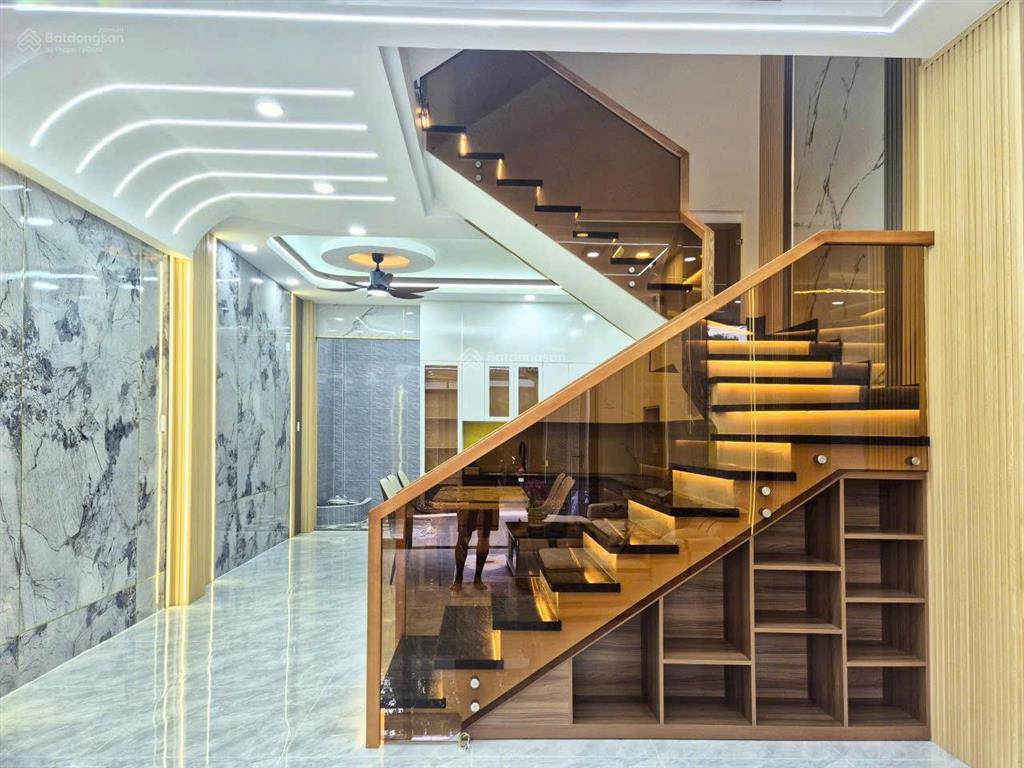 Bán nhà mặt tiền bình hòa 24. 1 trệt 2 lầu hoàn công đầy đủ tổng dtsd 286,5m2 full nội thất.