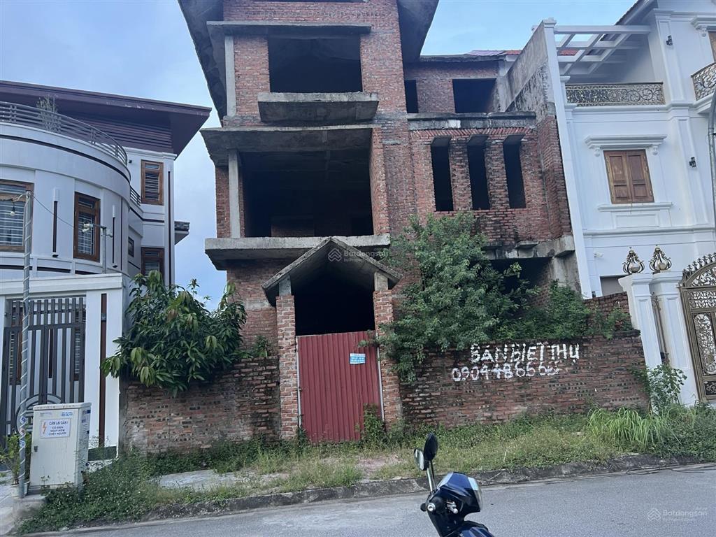 Chính chủ bán biệt thự  kđt mới thành tô vị trí đẹp, nở hậu  giá tốt cho nhà đầu tư
