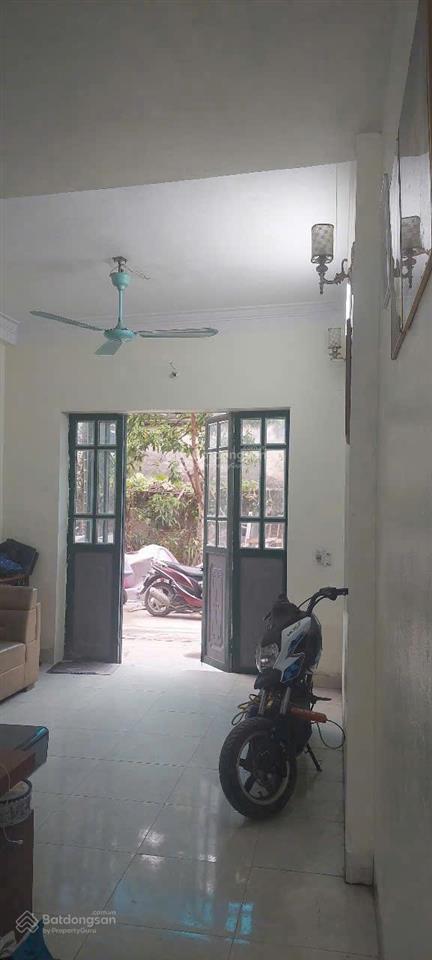 Bán nhà thạch bàn 3 tầng + tum  6,25 tỷ