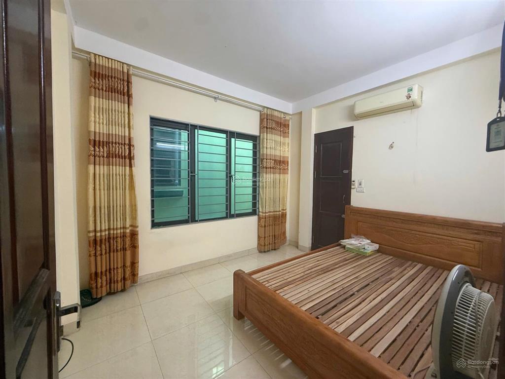 Cho thuê nhà riêng 4 tầng 1 tum ngõ 257 đường đại mỗ full nội thất chỉ việc dọn đến ở ngay