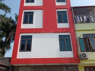 Chính chủ cần bán gấp nhà đất 40.5m2, đã xây nhà 5 tầng tại sáp mai giá 4,5 tỷ cạnh nhà hàng ht2