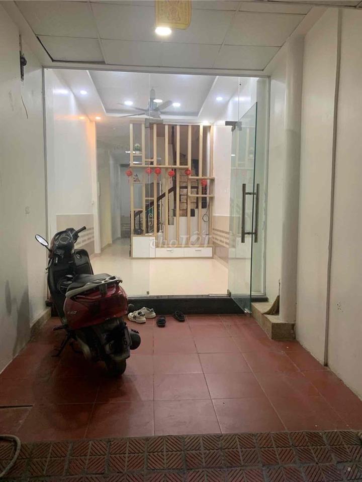 Cho thuê nhà nguyên căn Đào Tấn