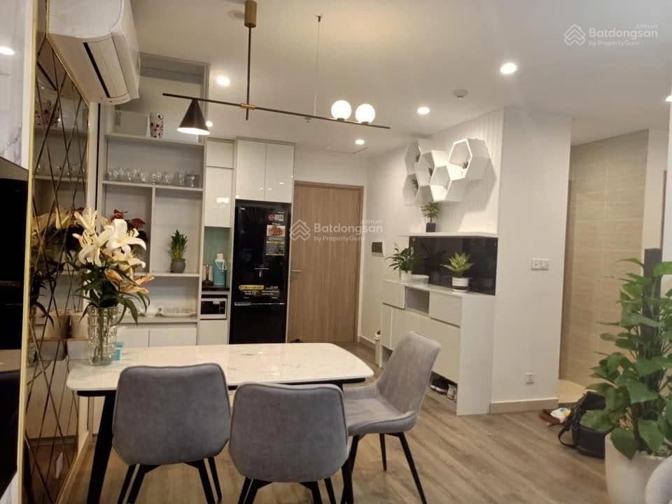 Bán nhanh căn 2pn  toà s2.06  giá tốt nhất thị trường