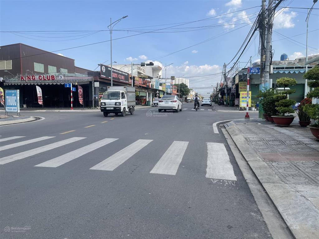 Mặt tiền kinh doanh đang thu nhập khủng đường d2 kdc thuận giao 10x33 thổ cư 100% shr tp.hcm.