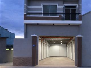 Xưởng 7x35m, 1 lầu mặt tiền có sẵn 3 lăng tời tải hàng