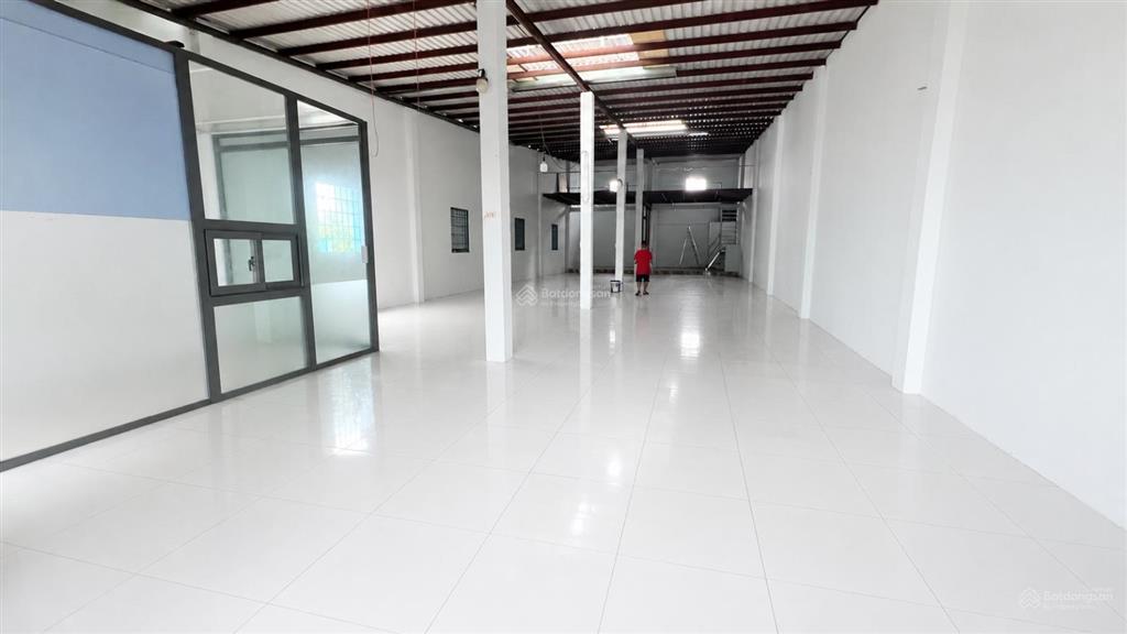 Xưởng lê văn quới 270m2 sạch đẹp 8.5x30m giá rẻ