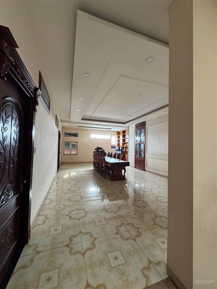 Xưởng võ văn vân dt 12x50m đúc 2 lầu. dtsd 900m2 điện 3p công 40f