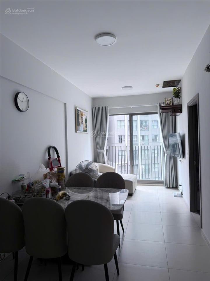 Bán căn hộ west gate 2 phòng ngủ  view nội khu, tầng đẹp  giá 2tỷ750 tặng nội thất