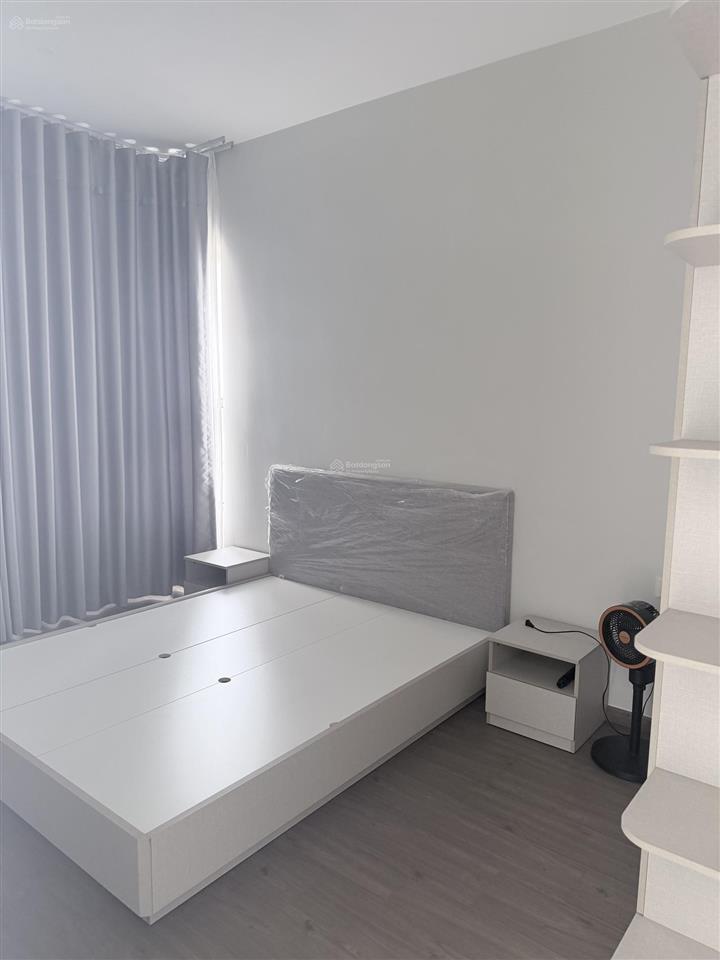 Bán gấp căn hộ 69m2 west gate mới 100% chưa qua sử dụng + sổ hồng sẵn giá 3 tỷ 1