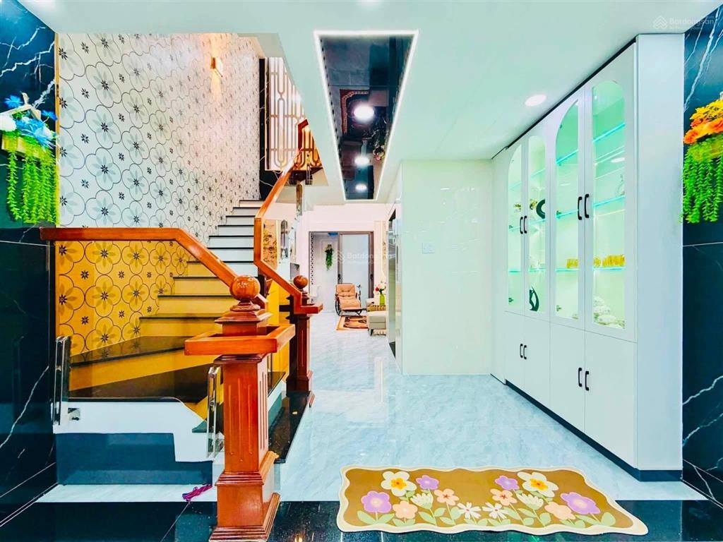 Bán nhà hxh 5 tầng có thang máy 450kg full nội thất 4x20m phan huy ích p12 gò vấp