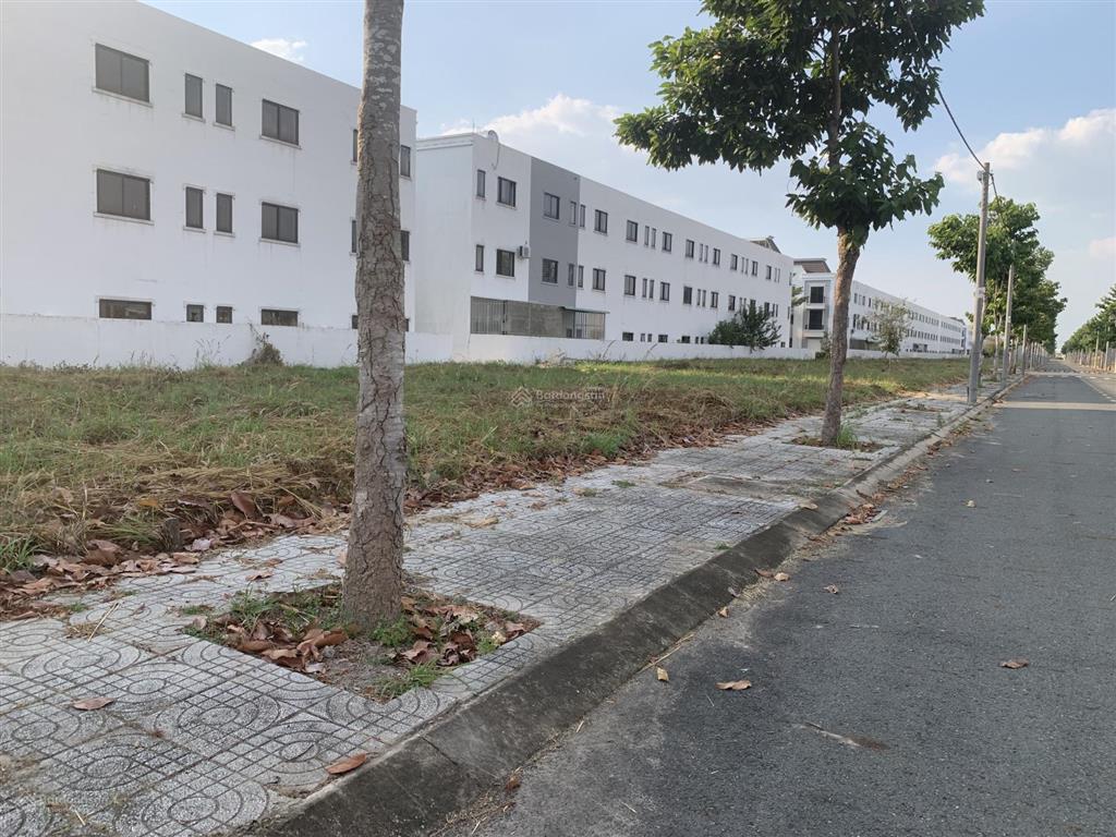 Ngộp! bán nhanh 1 lô hiếm có 575 triệu, 75m2, sổ hồng riêng  chính chủ 0906 443 *** đi xem