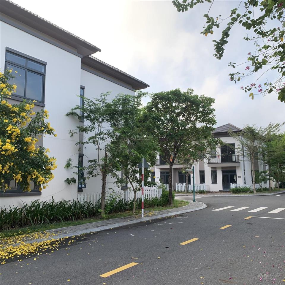 Nhà phố vườn sài gòn, 100m2, 708 triệu (30%) shr, còn lại trả chậm 3 năm  gọi 0906 443 *** đi xem