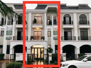 Cho thuê nhà 100m2, giá 6 triệu/th 3 tầng 3pn, 4wc đối diện kcn chơn thành  gọi 0906 443 *** đi xem