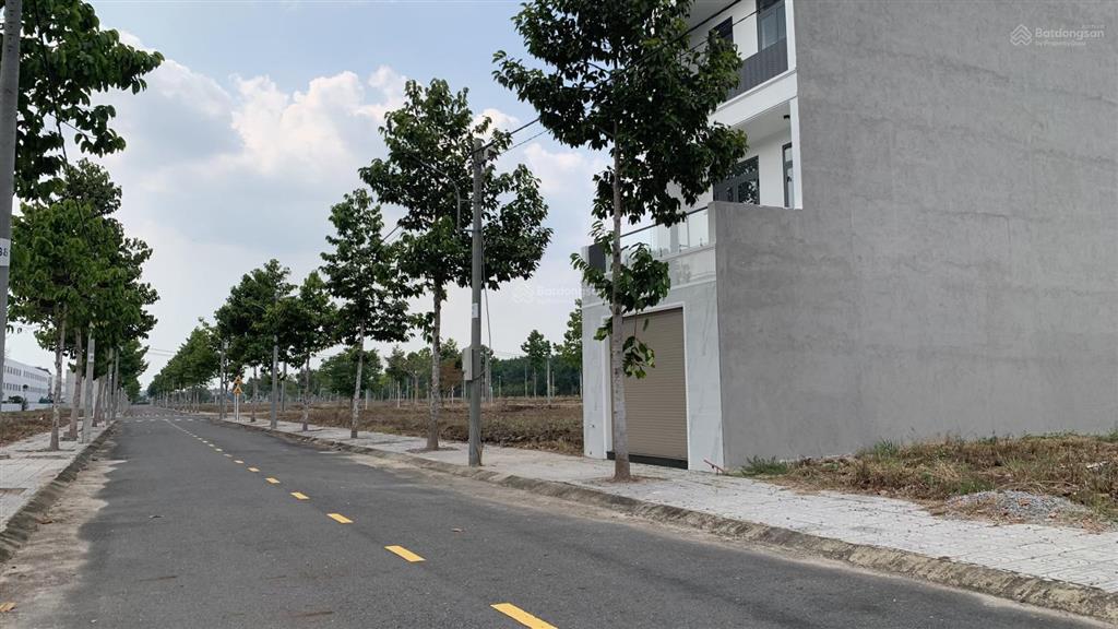 Bán đất 585 triệu 75m2 5x15m sổ sẵn, sang tên liền trong ngày  gọi 0906 443 *** đi xem