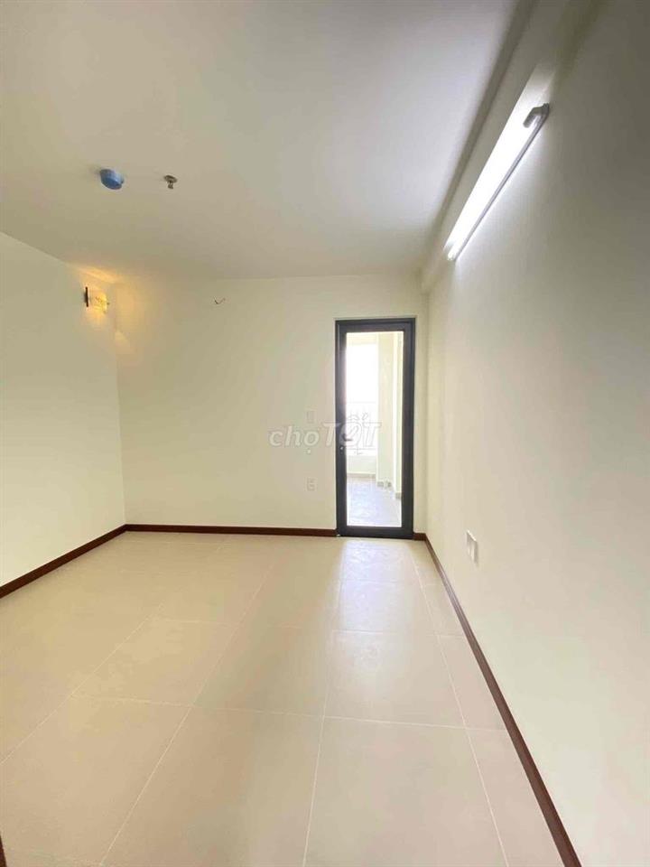 Bán gấp căn hộ 2PN2WC sẵn sổ ngay VSIP1