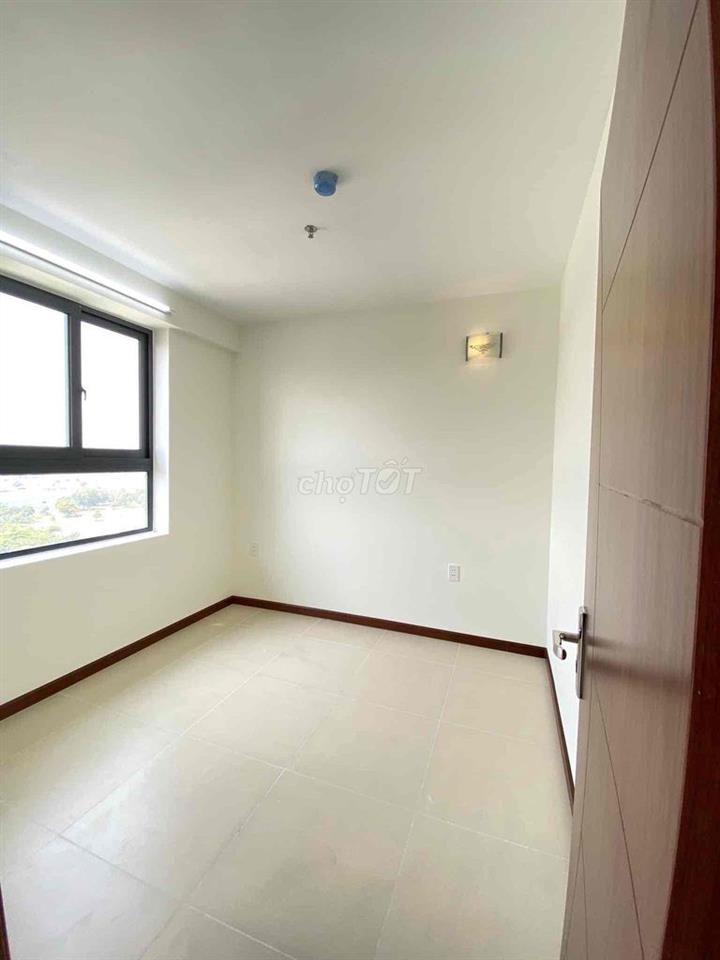 Bán gấp căn hộ 2PN2WC sẵn sổ ngay VSIP1
