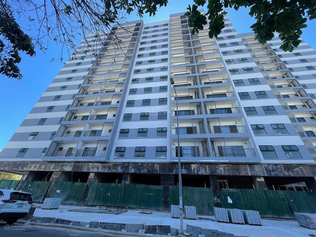 Căn hộ 3pn  mới 100%  diện tích lớn, view sông, view đại đô thị sungroup  giá tốt 3tỷ950 triệu