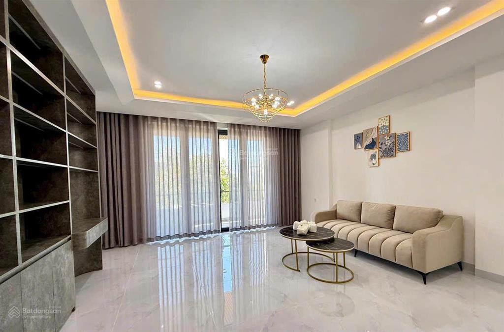 9.45 tỷ sở hữu nhà mới tại mỹ gia nha trang  có thang máy, full nội thất đẹp  xách valy ở liền
