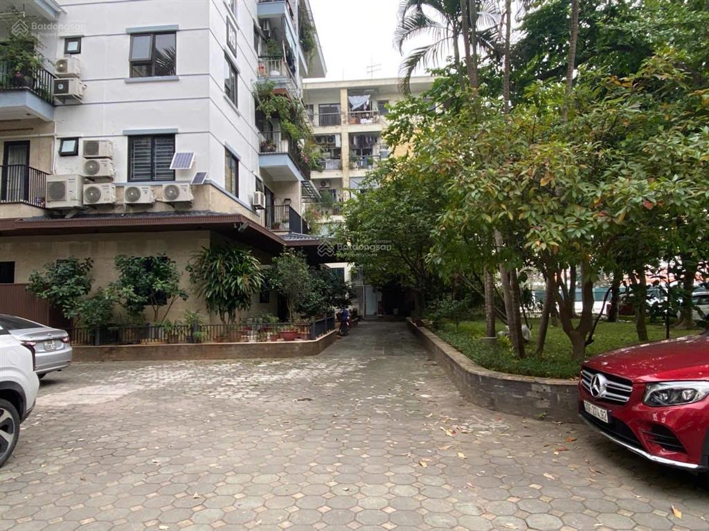 Bán shophouse tầng 1 rất đẹp đô thị mới việt hưng, 76m2, căn góc, vỉa hè rộng