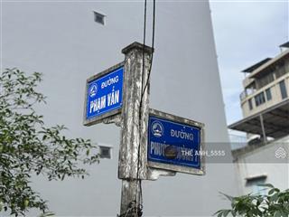 Lô góc đường 7.5m khu biển sơn trà,cách biển chỉ vài bước chân. khách nước ngoài lưu trú đông đúc