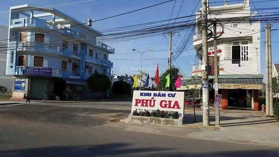 Bán căn nhà có sân vườn rộng gần ngã 4 nguyễn khuyến  trung tâm p. trảng dài  đồng nai
