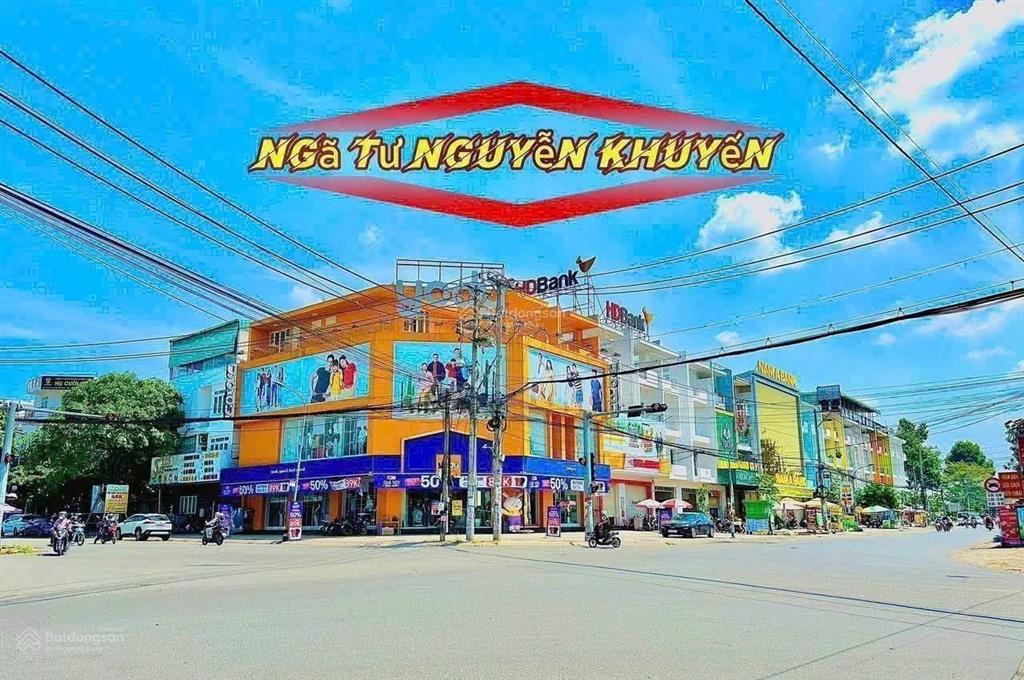 Bán căn nhà có sân vườn rộng gần ngã 4 nguyễn khuyến  trung tâm p. trảng dài  đồng nai