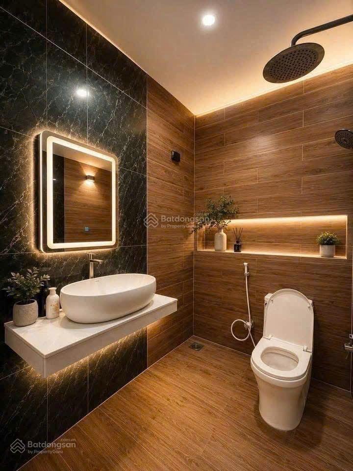 Bán căn nhà có sân vườn rộng gần ngã 4 nguyễn khuyến  trung tâm p. trảng dài  đồng nai