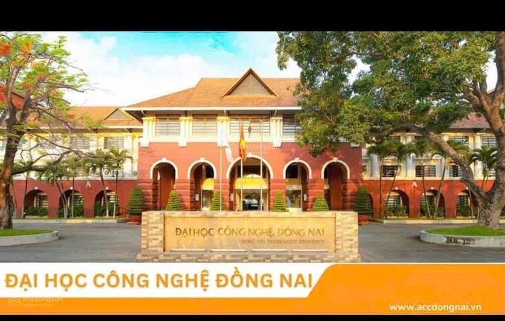 Bán căn nhà có sân vườn rộng gần ngã 4 nguyễn khuyến  trung tâm p. trảng dài  đồng nai