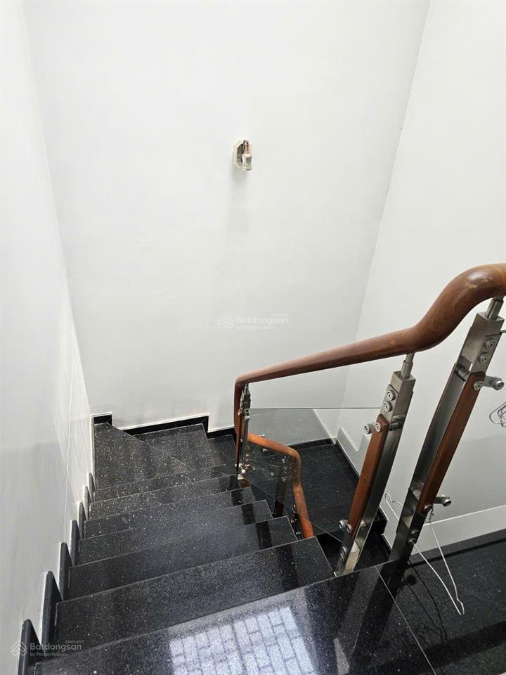 Cho thuê nr nguyên căn tại 345/54a hà huy giáp, 16 triệu, 53m2, 4pn, 4wc chính chủ đẹp