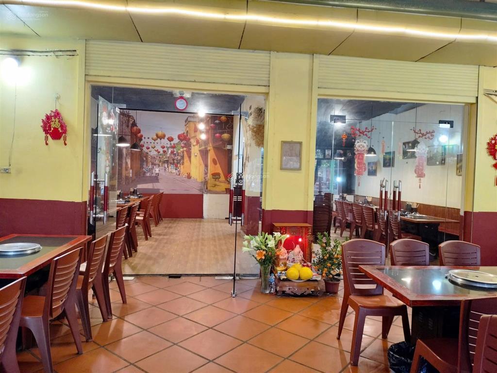 Bán gấp nhà riêng 75m2 tại ngô gia tự, 300 triệu, 5pn, 4wc