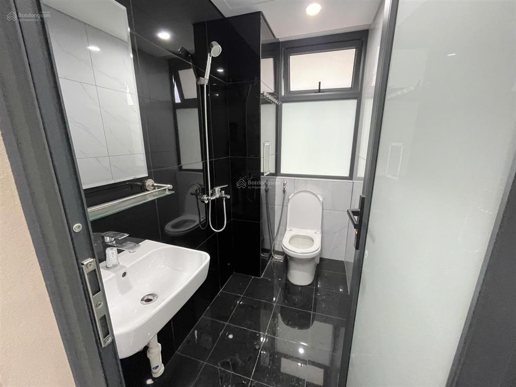 Bán toà nhà căn hộ cho thuê 12 phòng đủ đồ
