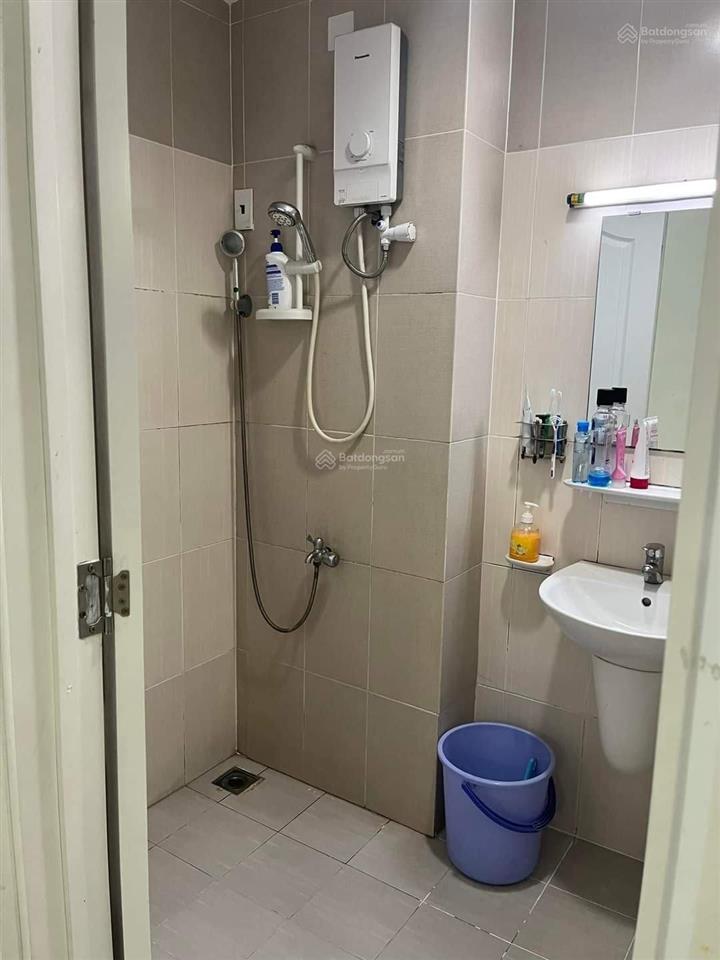 Chính chủ bán căn hộ lotus garden tân phú, 86m2 căn góc, 4 phòng view đông có sổ  0901 255 ***