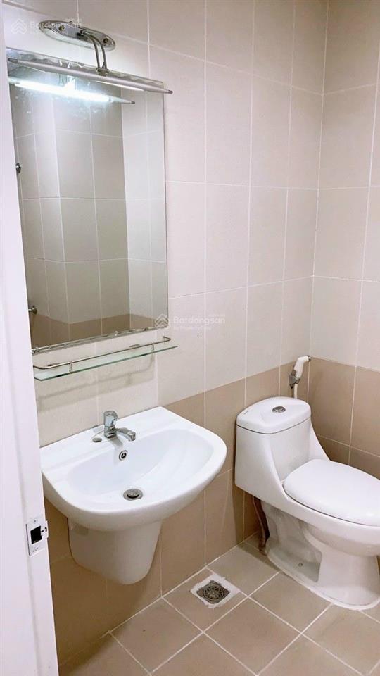 Chính chủ bán căn hộ âu cơ tower 2 phòng ngủ, 63m2 giá 3.25 tỉ,  0901 255 *** diễm