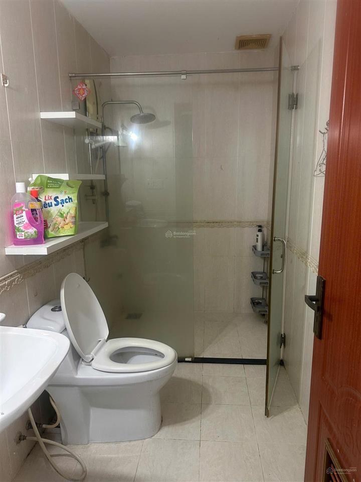 Chính chủ bán nhanh căn hộ 8x đầm sen, 1 phòng ngủ đã có sổ hồng giá 2.38 tỉ  0901 255 ***