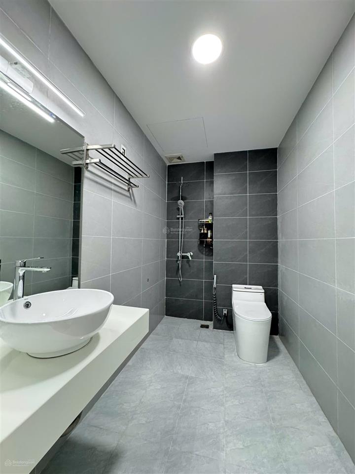 Chính chủ bán căn hộ bàu cát 2 tân bình(cũ) căn 2 phòng ngủ 60m2 giá 3.75 tỉ nhà đẹp có sổ