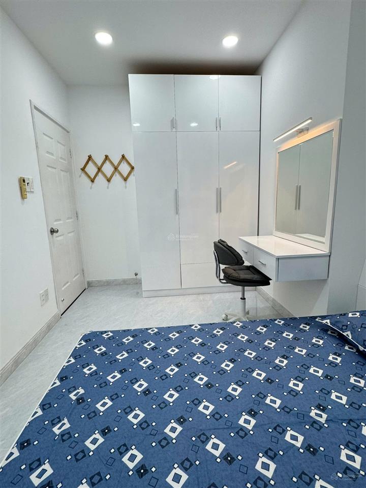 Chính chủ bán căn hộ bàu cát 2 tân bình(cũ) căn 2 phòng ngủ 60m2 giá 3.75 tỉ nhà đẹp có sổ
