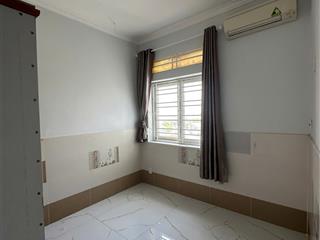 Chính chủ bán căn hộ 8x plus đường trường chinh quận 12 (cũ) 64m2, 2 phòng ngủ có sổ hồng giá tốt