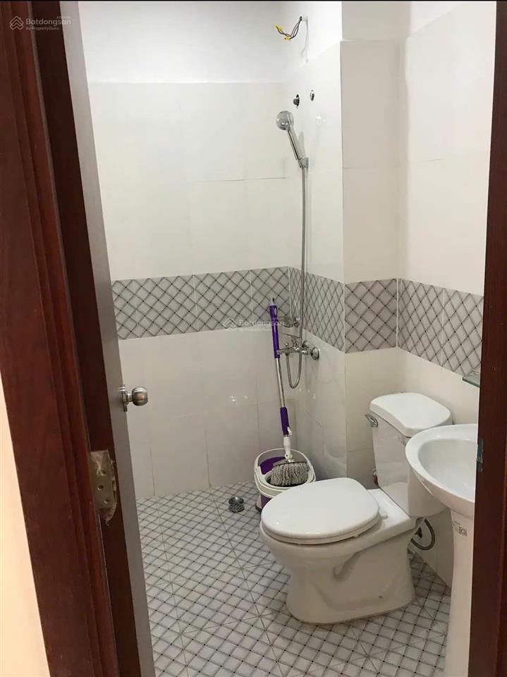 Chính chủ bán căn hộ 8x rainbow  ngọc đông dương đường bình long, 64m2, 2 phòng giá 2,6 tỉ